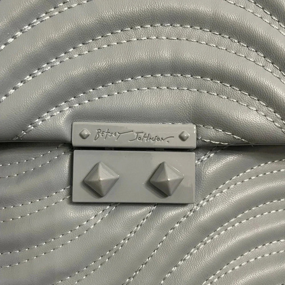 Betsey Johnson Blue Quilted Shoulder Bag Purse Silver Hardware New Without Tag - Picture 2 of 10